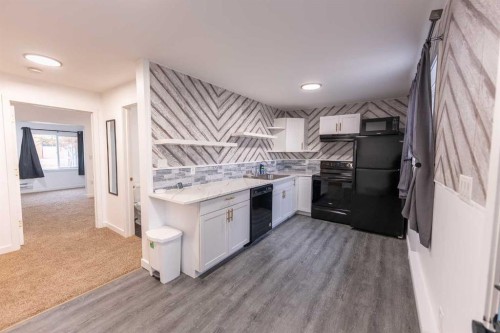 5910 50 Avenue, Stettler, AB - Indoor