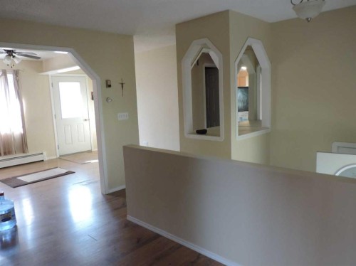 Rr30, Rural Ponoka County, AB - Indoor Photo Showing Other Room