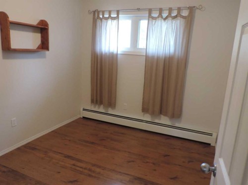 Rr30, Rural Ponoka County, AB - Indoor Photo Showing Other Room