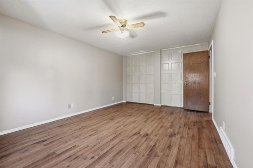 20 Allsop Close, Red Deer, AB - Indoor Photo Showing Other Room