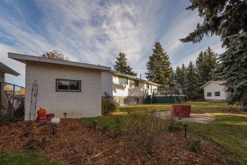 20 Allsop Close, Red Deer, AB - Outdoor