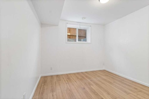 126 Truant Crescent, Red Deer, AB - Indoor Photo Showing Other Room