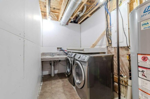 126 Truant Crescent, Red Deer, AB - Indoor Photo Showing Laundry Room