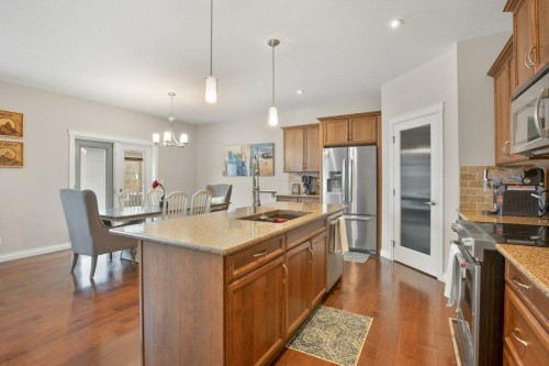 125 Traptow Close, Red Deer, AB - Indoor Photo Showing Kitchen With Double Sink With Upgraded Kitchen