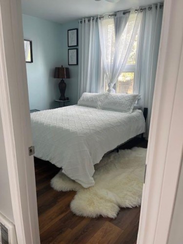 4313 53A Street, Wetaskiwin, AB - Indoor Photo Showing Bedroom