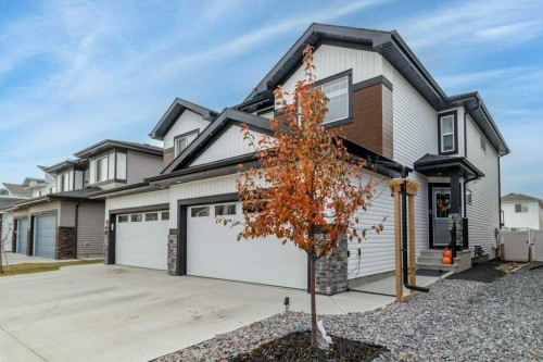 33 Earl Close, Red Deer, AB - Outdoor With Facade