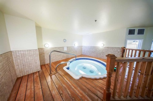 207-5040 53 Street, Sylvan Lake, AB - Indoor Photo Showing Other Room