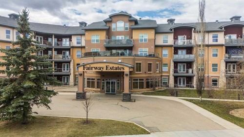 207-5040 53 Street, Sylvan Lake, AB - Outdoor With Balcony With Facade