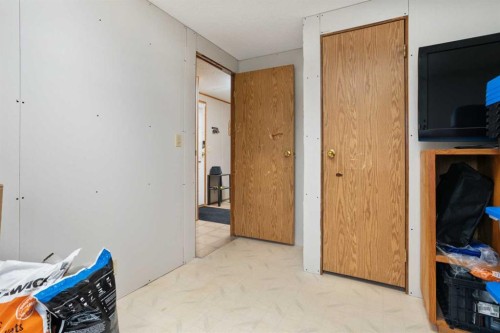 5233 47 Street, Camrose, AB - Indoor Photo Showing Other Room