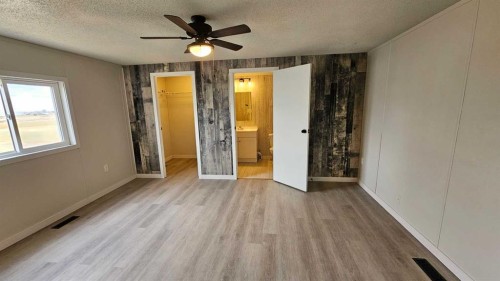 4404 Park Crescent, Coronation, AB - Indoor Photo Showing Other Room