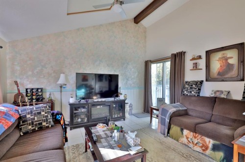 4616 46 Street, Camrose, AB - Indoor Photo Showing Living Room