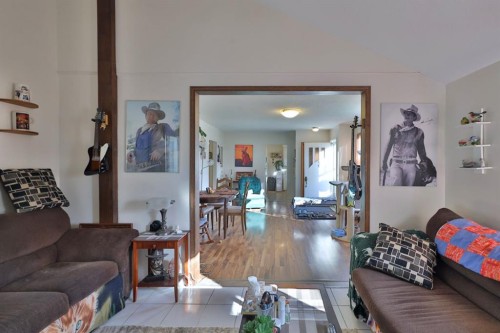 4616 46 Street, Camrose, AB - Indoor Photo Showing Living Room