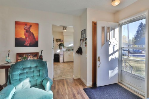 4616 46 Street, Camrose, AB - Indoor