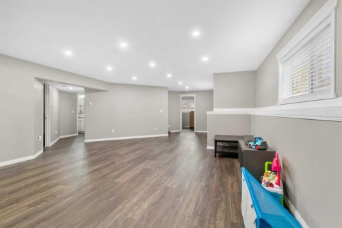 10 Fawn Meadows Crescent, Delburne, AB - Indoor