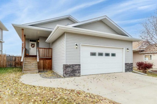 10 Fawn Meadows Crescent, Delburne, AB - Outdoor