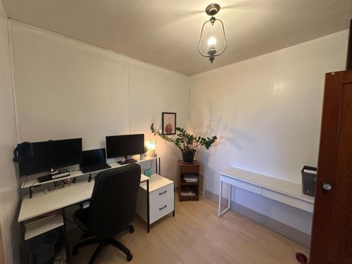 4819 50Th Alley North, Amisk, AB - Indoor Photo Showing Office