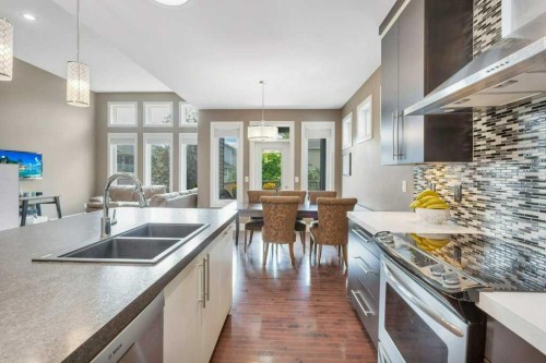 19 Trump Place, Red Deer, AB - Indoor Photo Showing Kitchen With Double Sink With Upgraded Kitchen