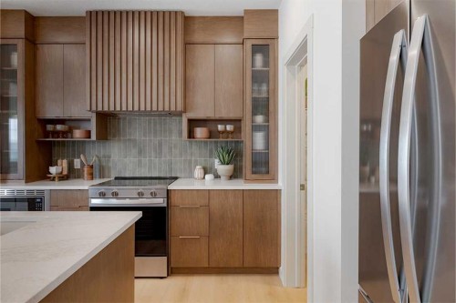 257 Amblestone Crescent Nw, Calgary, AB - Indoor Photo Showing Kitchen