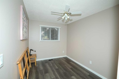 143 Barrett Drive, Red Deer, AB - Indoor Photo Showing Other Room