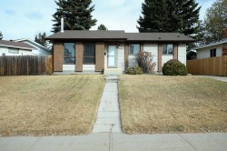 143 Barrett Drive  Red Deer, AB T4R 1H3