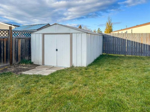 74-4802 54 Avenue, Camrose, AB 