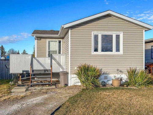 74-4802 54 Avenue, Camrose, AB 