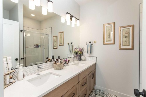 9 Aztec Street, Blackfalds, AB - Indoor Photo Showing Bathroom