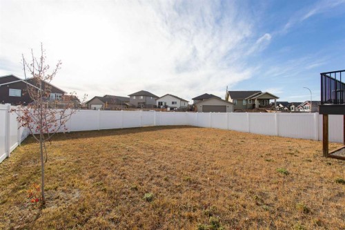 9 Aztec Street, Blackfalds, AB - Outdoor