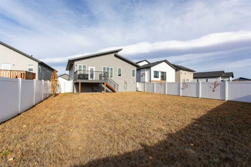 9 Aztec Street, Blackfalds, AB - Outdoor With Exterior