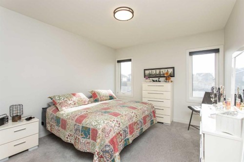 9 Aztec Street, Blackfalds, AB - Indoor Photo Showing Bedroom