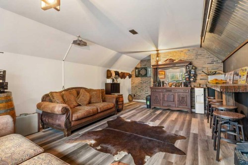 115 Crystal Springs Drive, Westerose, AB - Indoor Photo Showing Living Room