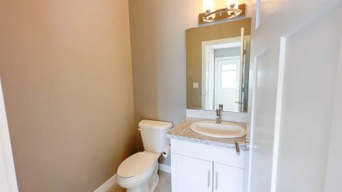5 Iron Gate Boulevard, Sylvan Lake, AB - Indoor Photo Showing Bathroom