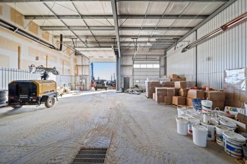 10 & 20-8028 Edgar Industrial Crescent, Red Deer, AB 