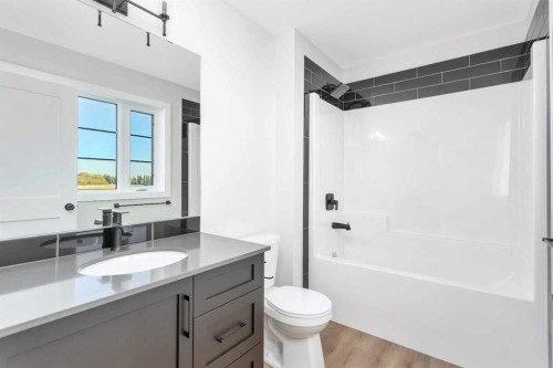 126 Norseman Close, Penhold, AB - Indoor Photo Showing Bathroom