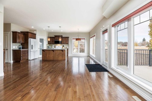5 Michener Place, Red Deer, AB - Indoor Photo Showing Kitchen