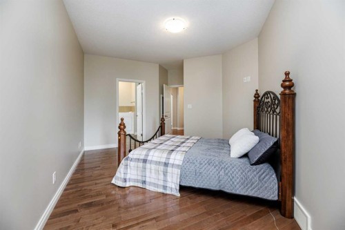 5 Michener Place, Red Deer, AB - Indoor Photo Showing Bedroom