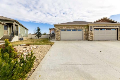 5 Michener Place, Red Deer, AB - Outdoor