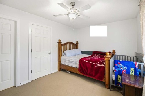 24-45 Ironstone Drive, Red Deer, AB - Indoor Photo Showing Bedroom