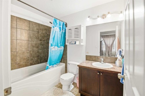 24-45 Ironstone Drive, Red Deer, AB - Indoor Photo Showing Bathroom