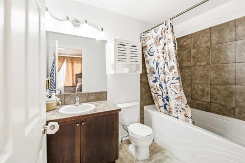 24-45 Ironstone Drive, Red Deer, AB - Indoor Photo Showing Bathroom