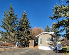 61 Points West Resort  Sylvan Lake, AB T4S 1T3