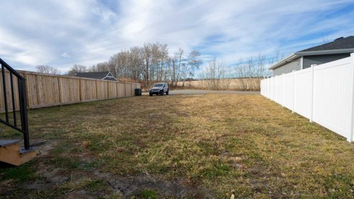 103 Gray Close, Sylvan Lake, AB - Outdoor