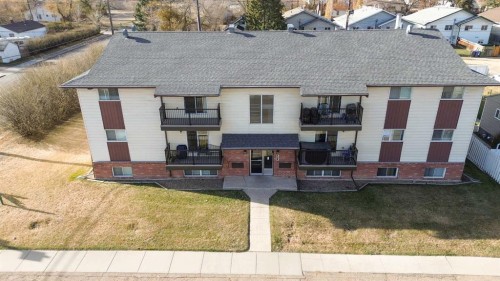 101-304-5904 51 Avenue, Red Deer, AB - Outdoor