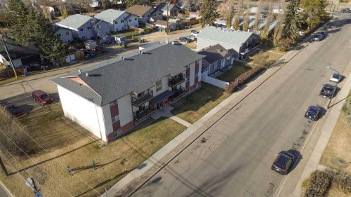 101-304-5904 51 Avenue, Red Deer, AB - Outdoor With View