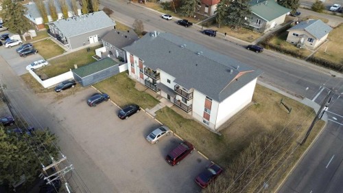 101-304-5904 51 Avenue, Red Deer, AB - Outdoor With View