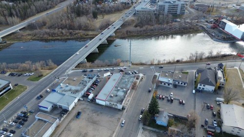 101-304-5904 51 Avenue, Red Deer, AB - Outdoor With View