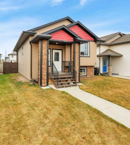 23 Hampton Crescent, Sylvan Lake, AB - Outdoor