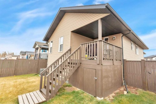 23 Hampton Crescent, Sylvan Lake, AB - Outdoor With Deck Patio Veranda