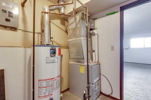 5418 And 5422 48 Avenue, Olds, AB - Indoor Photo Showing Basement