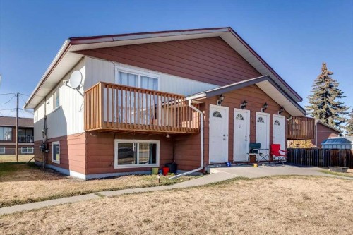 5418 And 5422 48 Avenue, Olds, AB - Outdoor With Deck Patio Veranda With Exterior